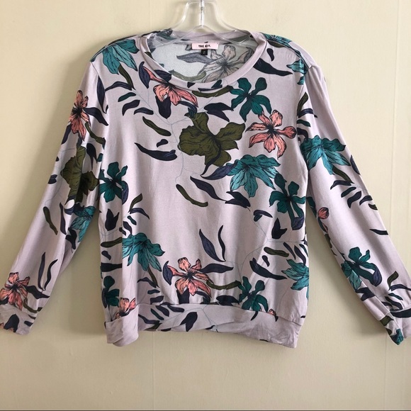Modcloth Tops - THE KIT lavender floral knit top